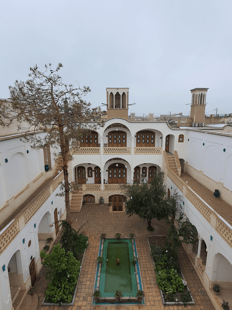 نمای ساختمان